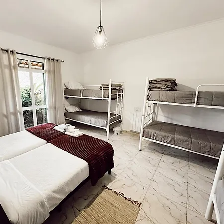 Gardens Guest House-hostel São Vicente